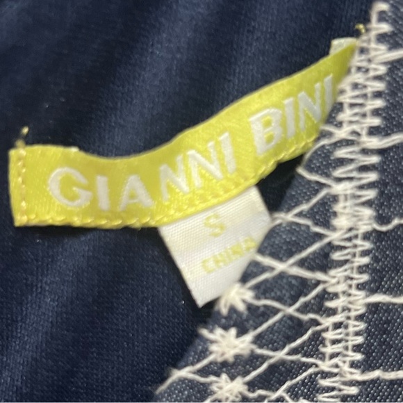 Gianna Bini A Little Party Romper Size Small - Picture 2 of 4